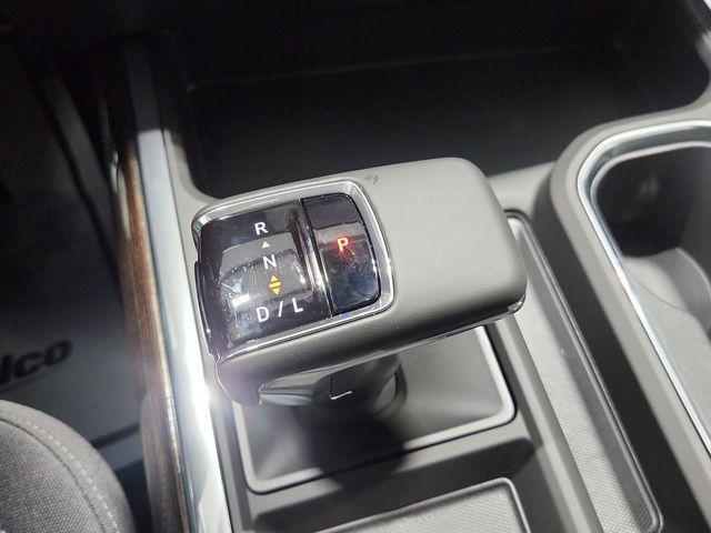 new 2025 GMC Sierra 1500 car, priced at $58,684