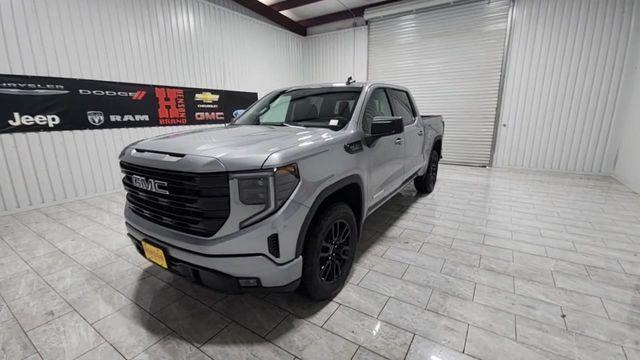 new 2025 GMC Sierra 1500 car, priced at $58,684