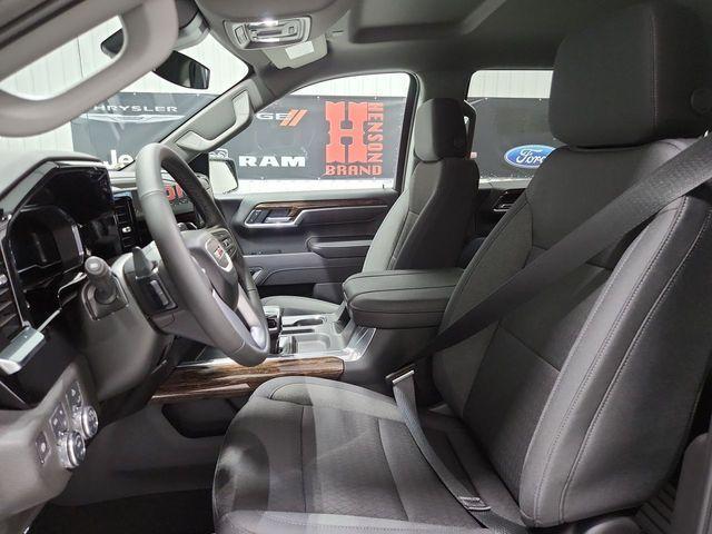 new 2025 GMC Sierra 1500 car, priced at $58,684