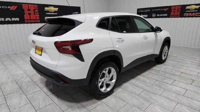 new 2025 Chevrolet Trax car, priced at $22,586