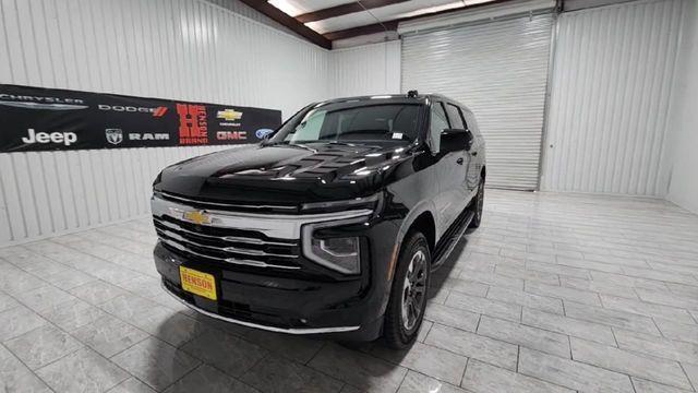 new 2025 Chevrolet Suburban car, priced at $78,065