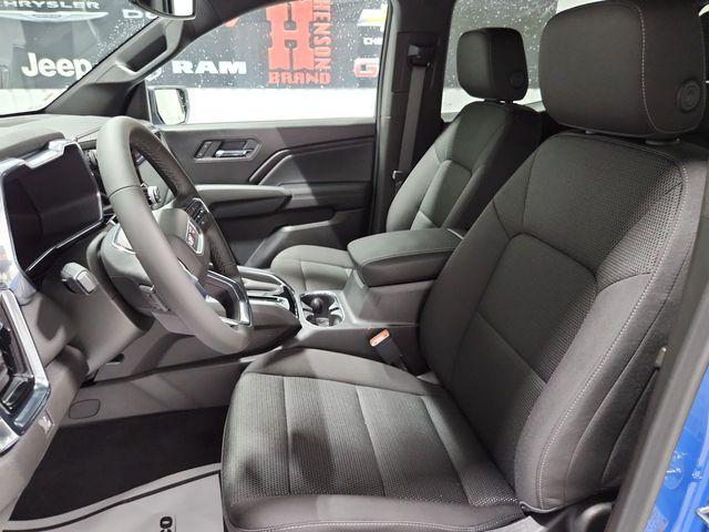 new 2025 GMC Canyon car, priced at $43,625