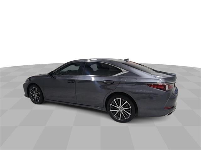 used 2022 Lexus ES 350 car, priced at $32,899