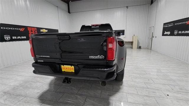new 2025 Chevrolet Silverado 3500 car, priced at $90,365