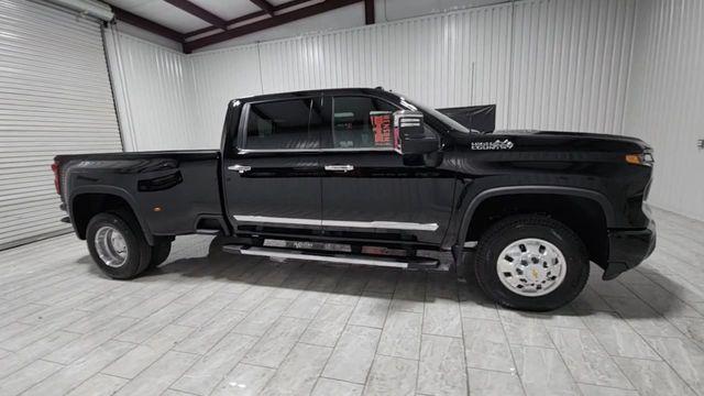 new 2025 Chevrolet Silverado 3500 car, priced at $86,750
