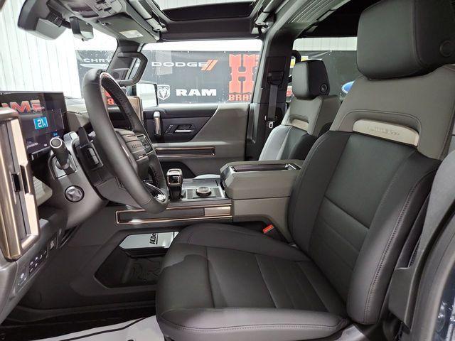 new 2025 GMC HUMMER EV Pickup car, priced at $105,120