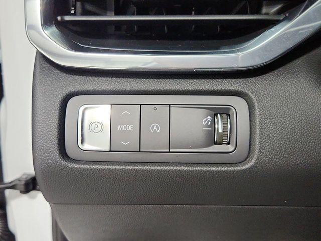 new 2025 GMC Acadia car, priced at $48,441