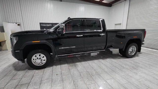 new 2025 GMC Sierra 3500 car, priced at $103,025