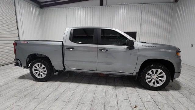 new 2025 Chevrolet Silverado 1500 car, priced at $45,703