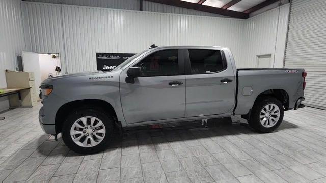 new 2025 Chevrolet Silverado 1500 car, priced at $45,703