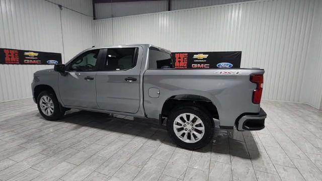 new 2025 Chevrolet Silverado 1500 car, priced at $45,703