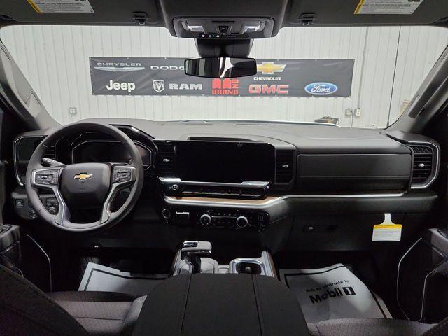 new 2025 Chevrolet Silverado 1500 car, priced at $57,613
