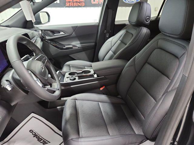 new 2026 Chevrolet Equinox car, priced at $33,090