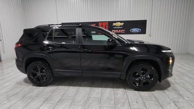 new 2026 Chevrolet Equinox car, priced at $33,090