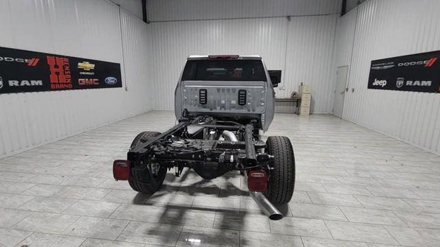 new 2025 GMC Sierra 3500 car, priced at $50,996