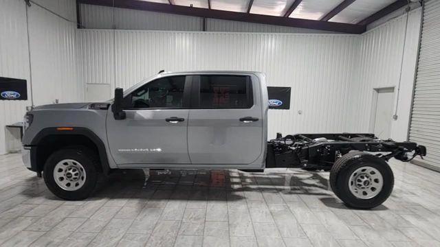 new 2025 GMC Sierra 3500 car, priced at $50,996