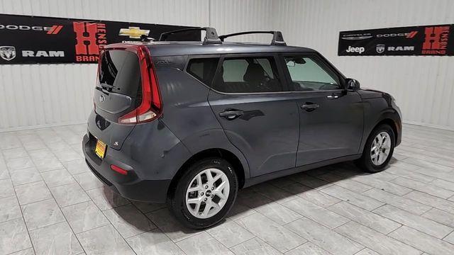 used 2021 Kia Soul car, priced at $13,495