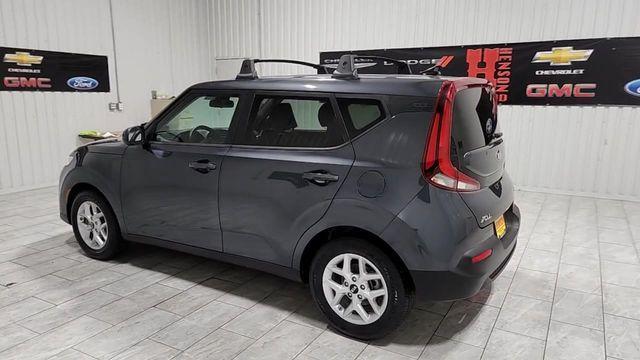 used 2021 Kia Soul car, priced at $13,495