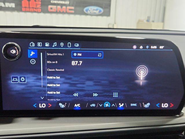 new 2025 Chevrolet Traverse car, priced at $43,965