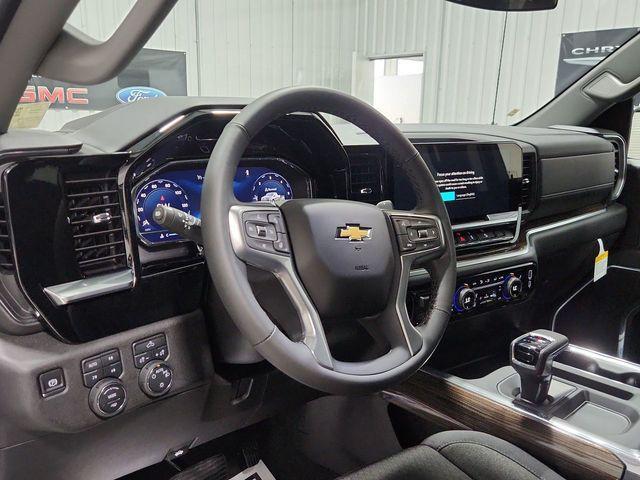 new 2025 Chevrolet Silverado 1500 car, priced at $57,682