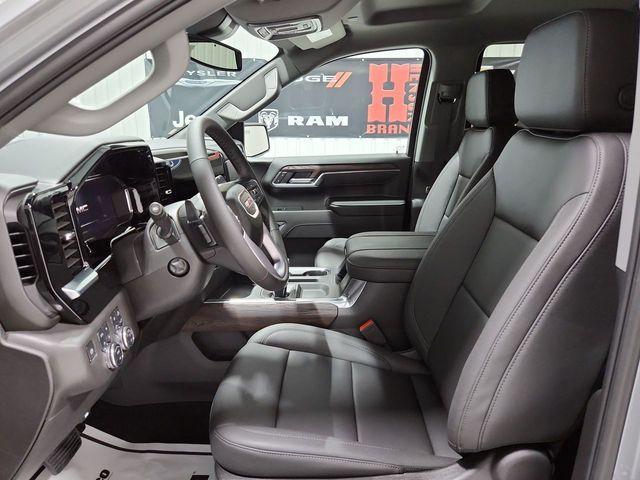 new 2025 GMC Sierra 1500 car, priced at $61,022
