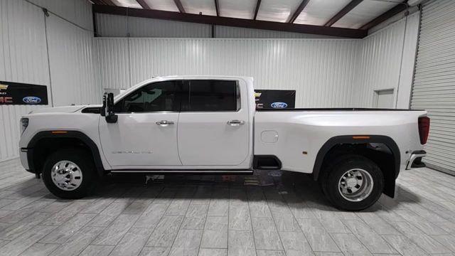 new 2025 GMC Sierra 3500 car, priced at $102,713