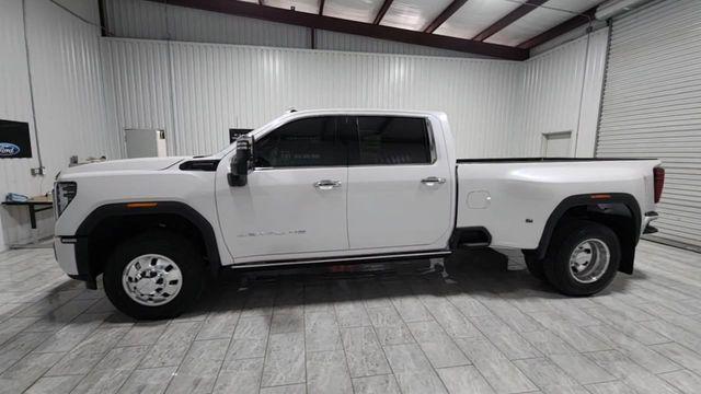 new 2025 GMC Sierra 3500 car, priced at $102,713