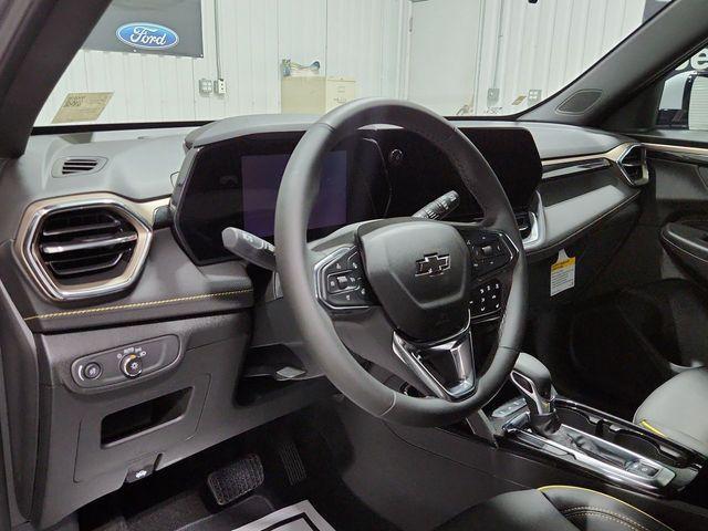 new 2025 Chevrolet TrailBlazer car, priced at $30,194