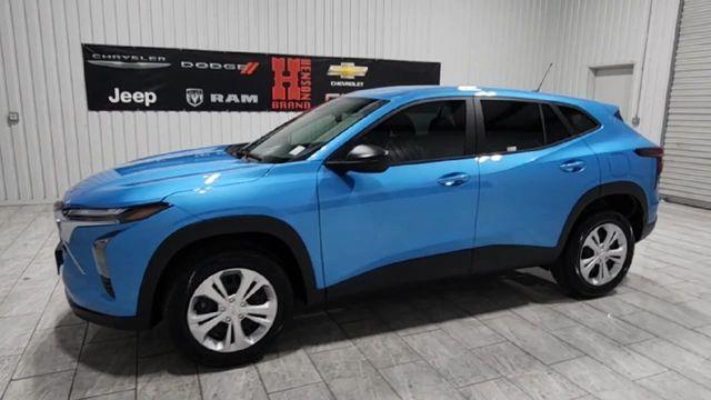 new 2025 Chevrolet Trax car, priced at $22,004