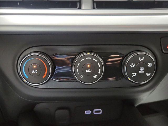 new 2025 Chevrolet Trax car, priced at $22,004