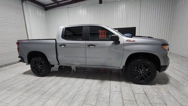 new 2025 Chevrolet Silverado 1500 car, priced at $42,612