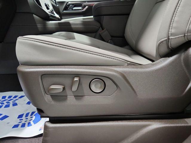 new 2025 GMC Yukon car, priced at $75,205
