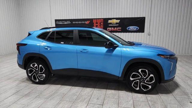 new 2025 Chevrolet Trax car, priced at $27,141