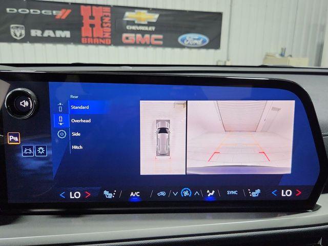 new 2025 Chevrolet Traverse car, priced at $45,445