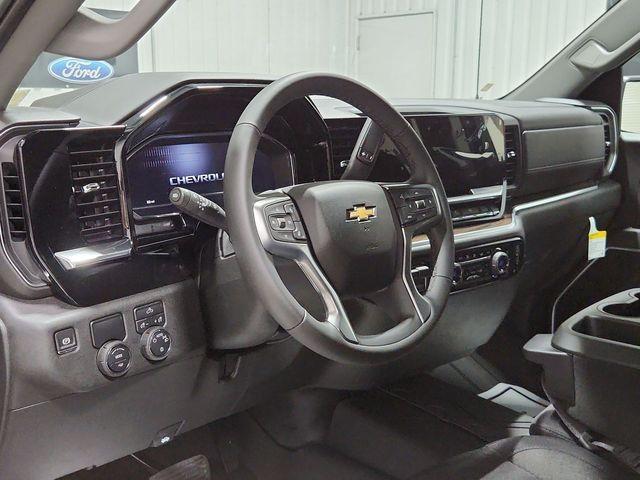 new 2025 Chevrolet Silverado 1500 car, priced at $45,009