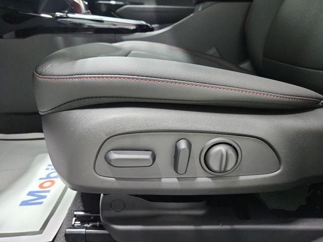 new 2025 Chevrolet Trax car, priced at $25,889