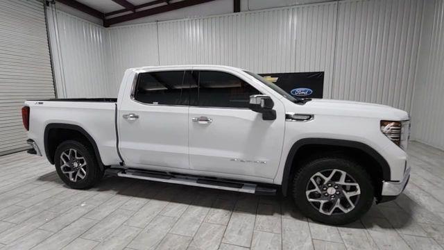 new 2025 GMC Sierra 1500 car, priced at $59,216