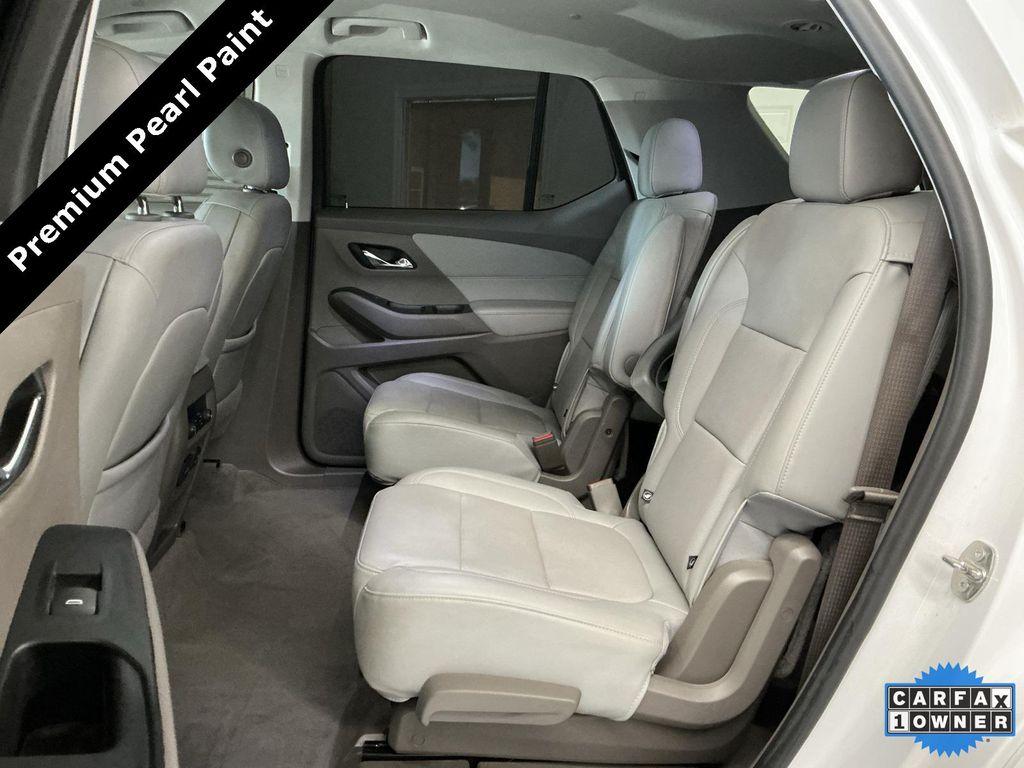 used 2021 Chevrolet Traverse car, priced at $26,613