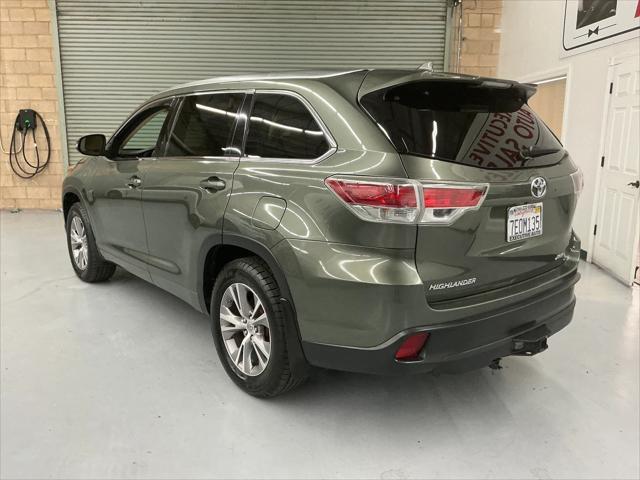 used 2014 Toyota Highlander car, priced at $21,342