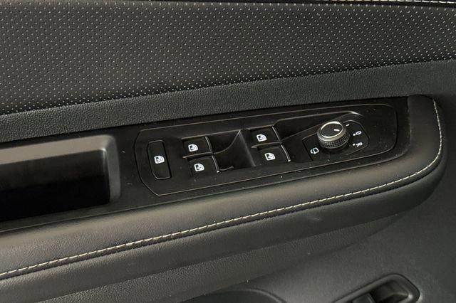 used 2024 Volkswagen Atlas car, priced at $43,995