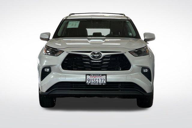 used 2022 Toyota Highlander car, priced at $28,695