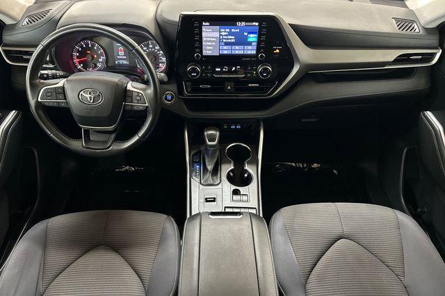 used 2022 Toyota Highlander car, priced at $28,695
