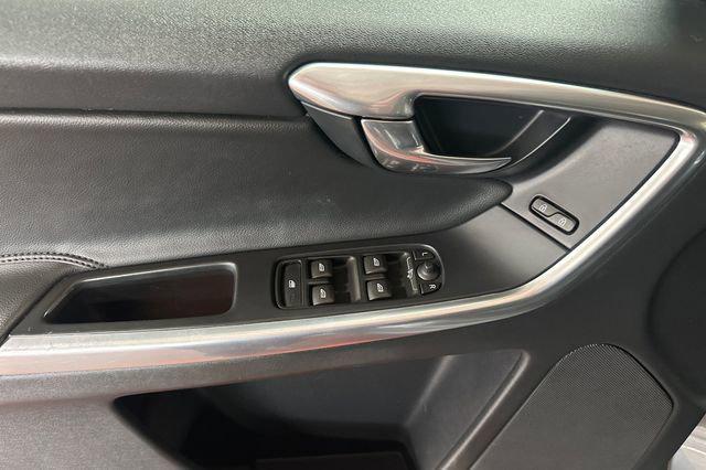 used 2016 Volvo XC60 car, priced at $12,495