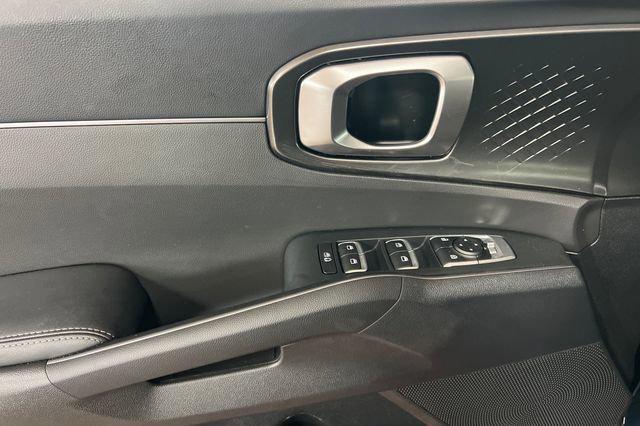 used 2023 Kia Sorento Hybrid car, priced at $29,295