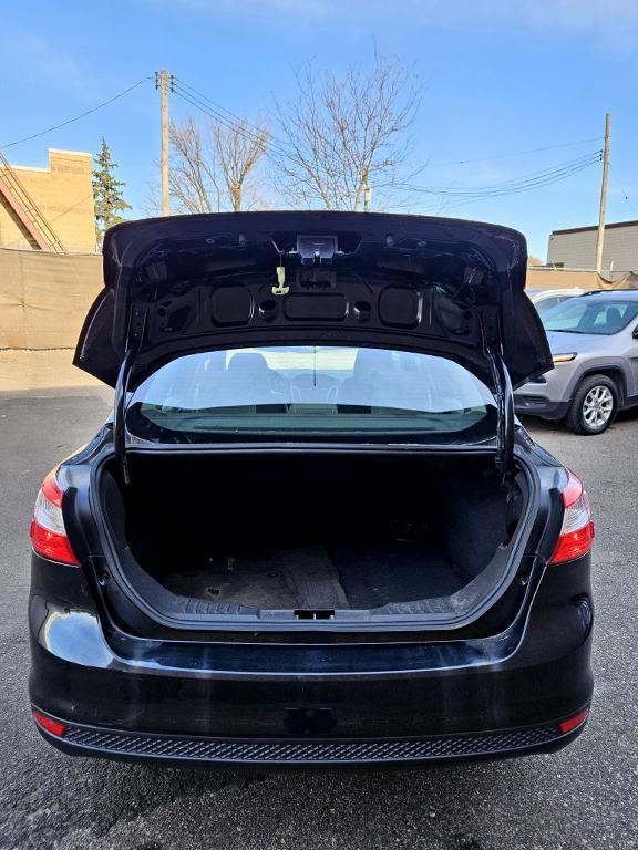 used 2012 Ford Focus car, priced at $1,500