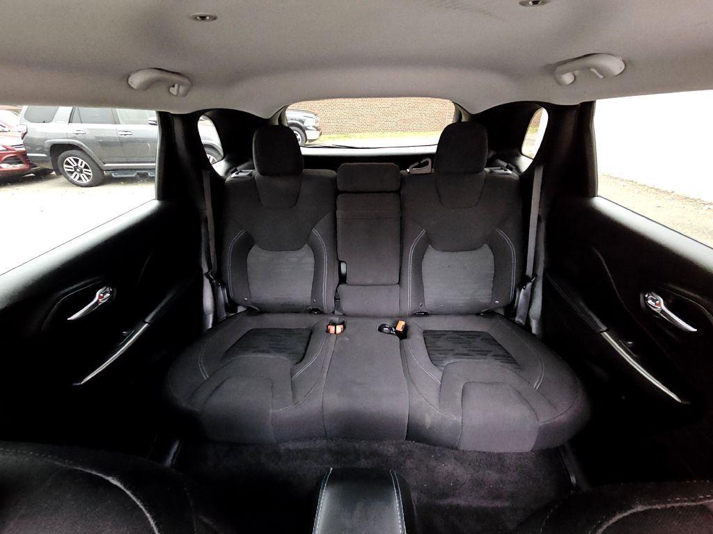 used 2019 Jeep Cherokee car, priced at $13,999