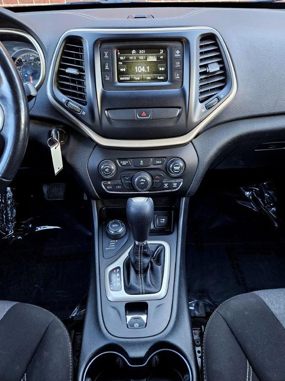 used 2016 Jeep Cherokee car, priced at $8,500