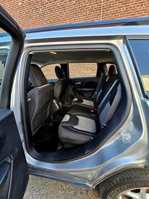 used 2016 Jeep Cherokee car, priced at $8,500