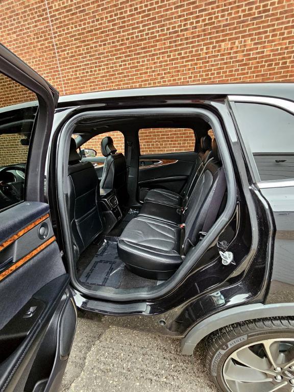 used 2019 Lincoln Nautilus car, priced at $18,500