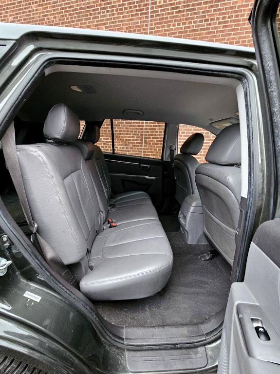 used 2010 Hyundai Santa Fe car, priced at $6,500